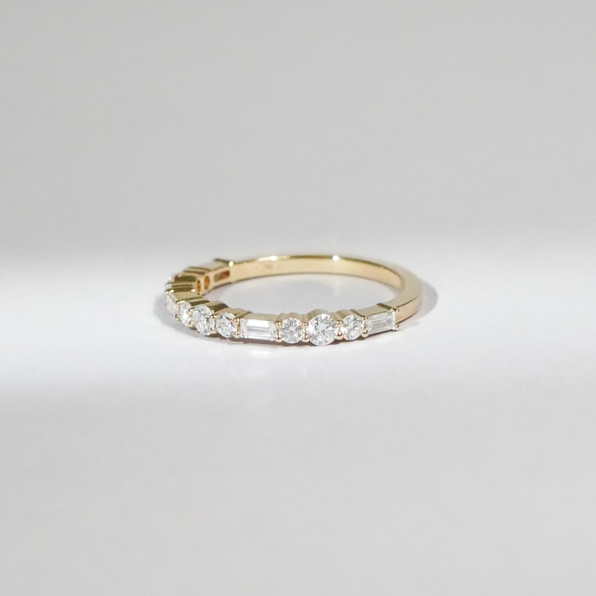 Emerald und Brillant cut Diamant Ring 18KT