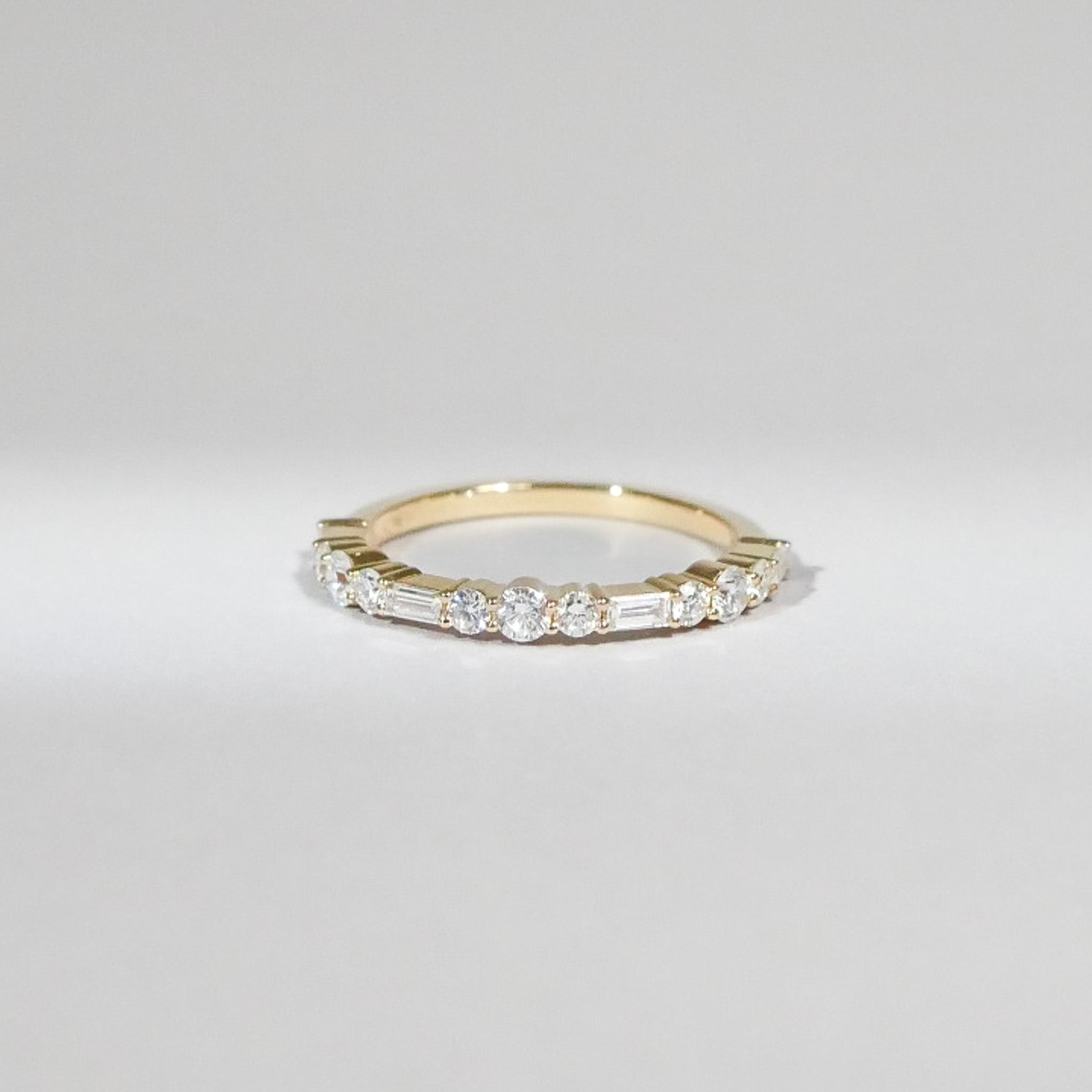 Emerald und Brillant cut Diamant Ring 18KT