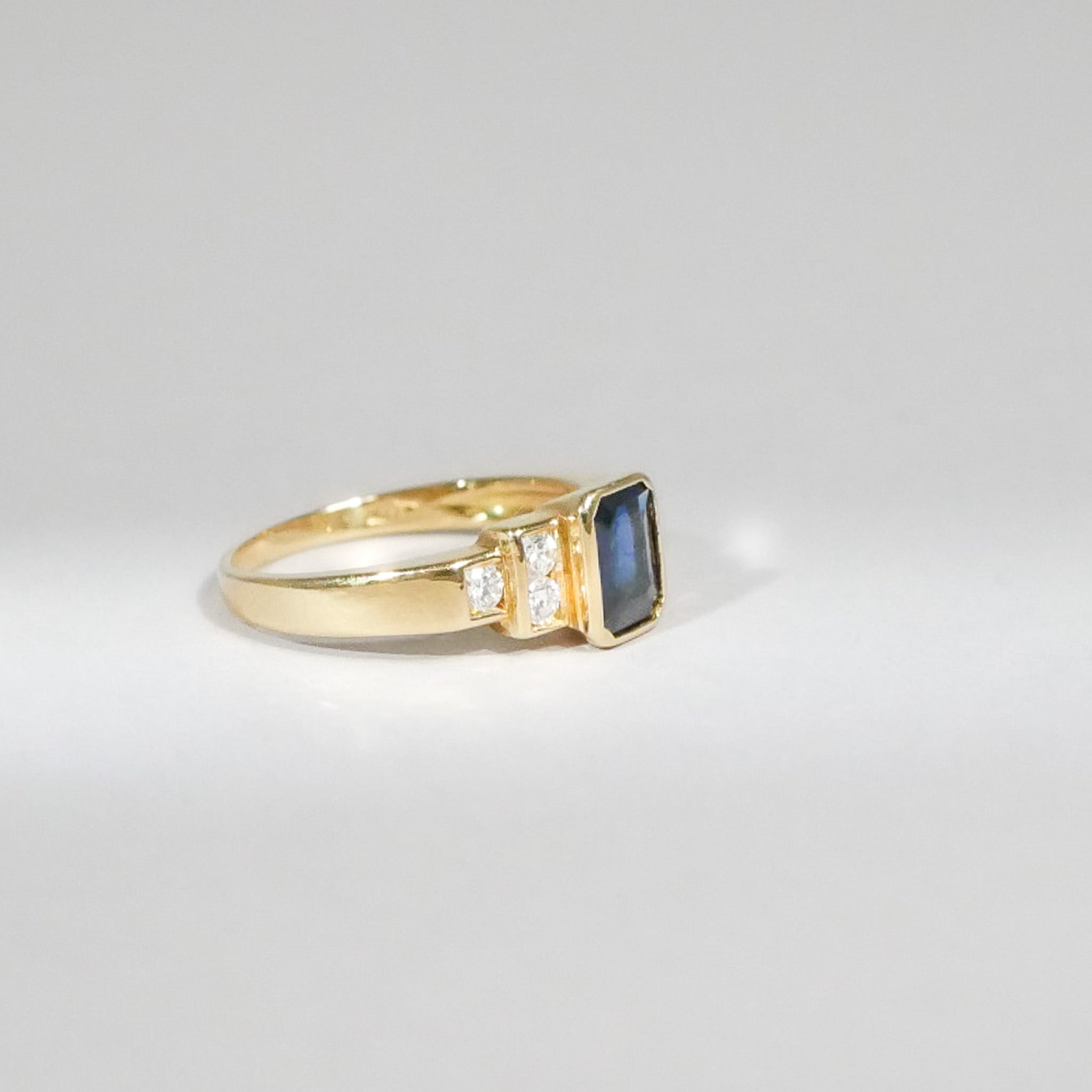 Vintage Saphir Diamant Ring 18KT