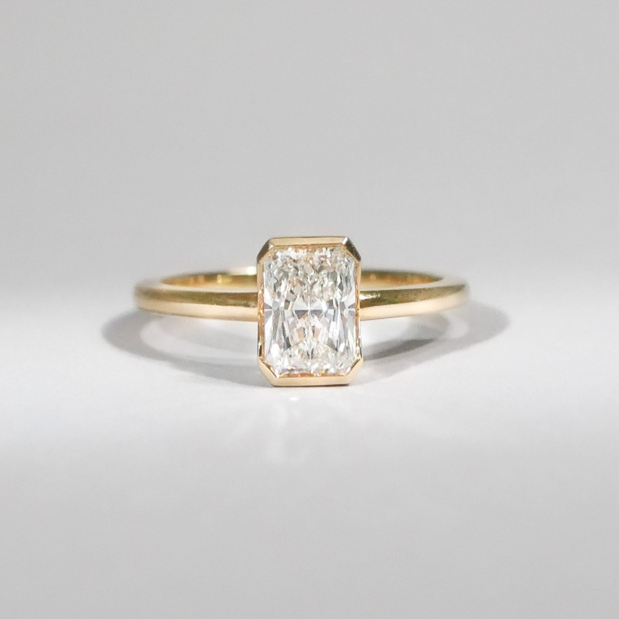Emerald cut Diamant Ring 18KT