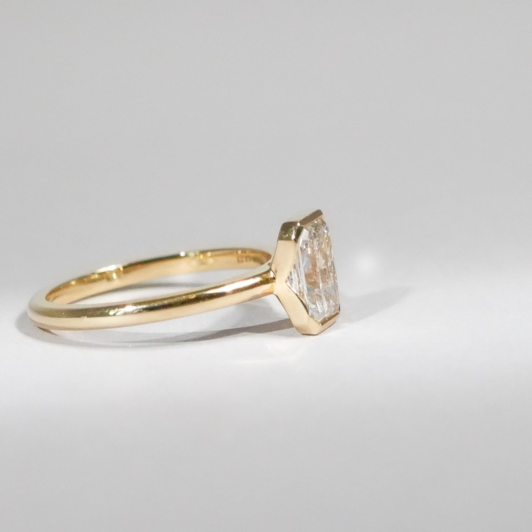 Emerald cut Diamant Ring 18KT