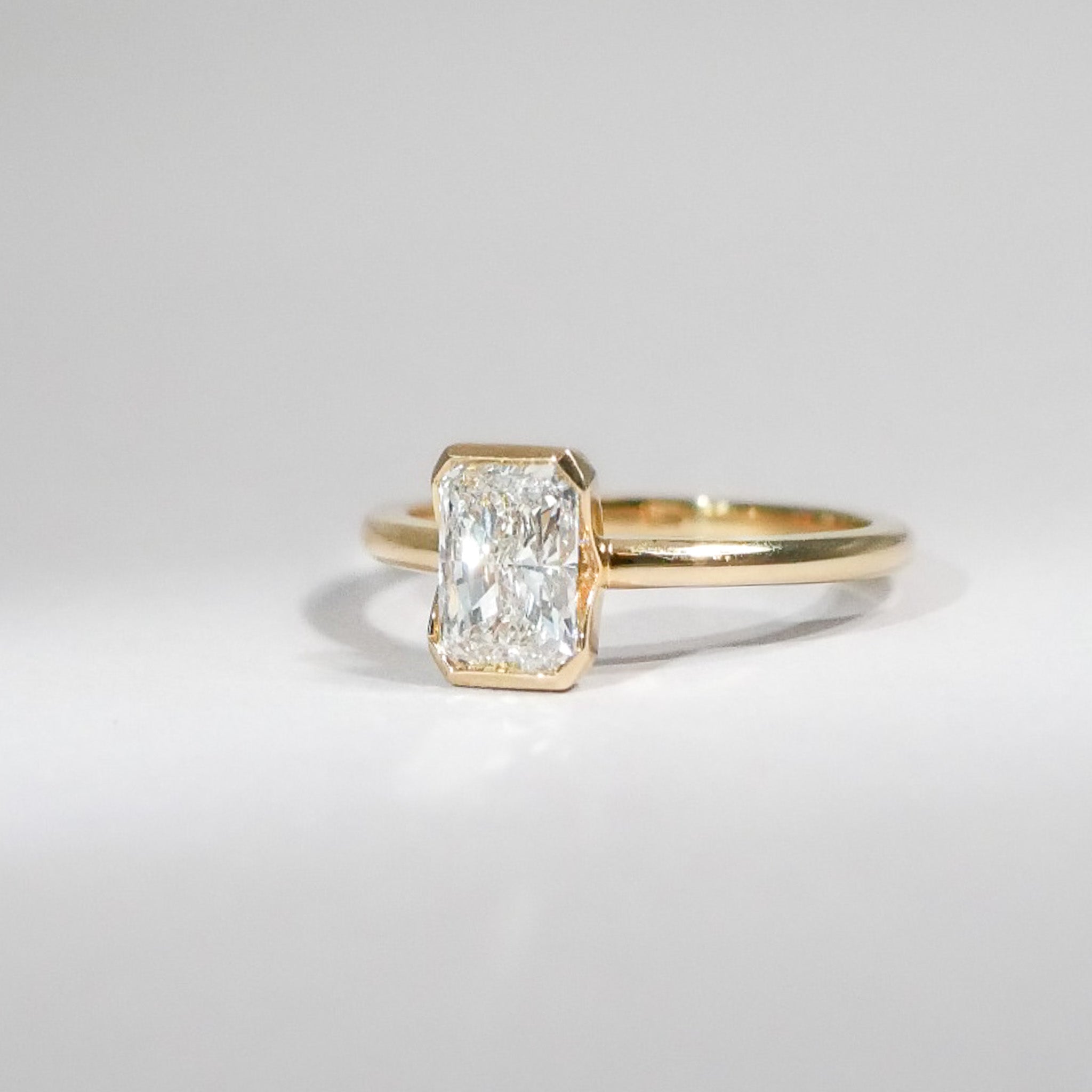 Emerald cut Diamant Ring 18KT
