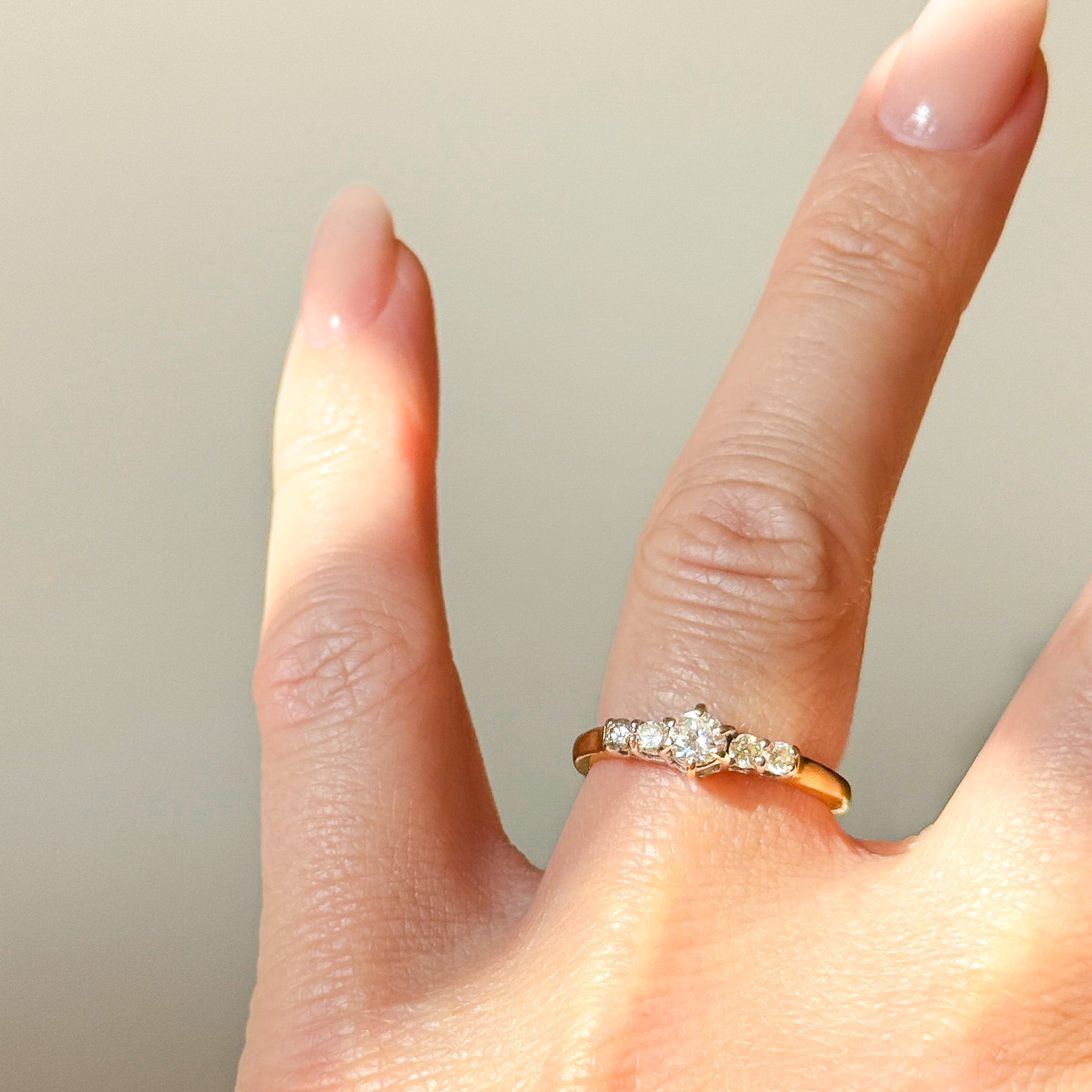 Vintage-Verlobungsring aus 585 Gelbgold mit 5 Diamanten