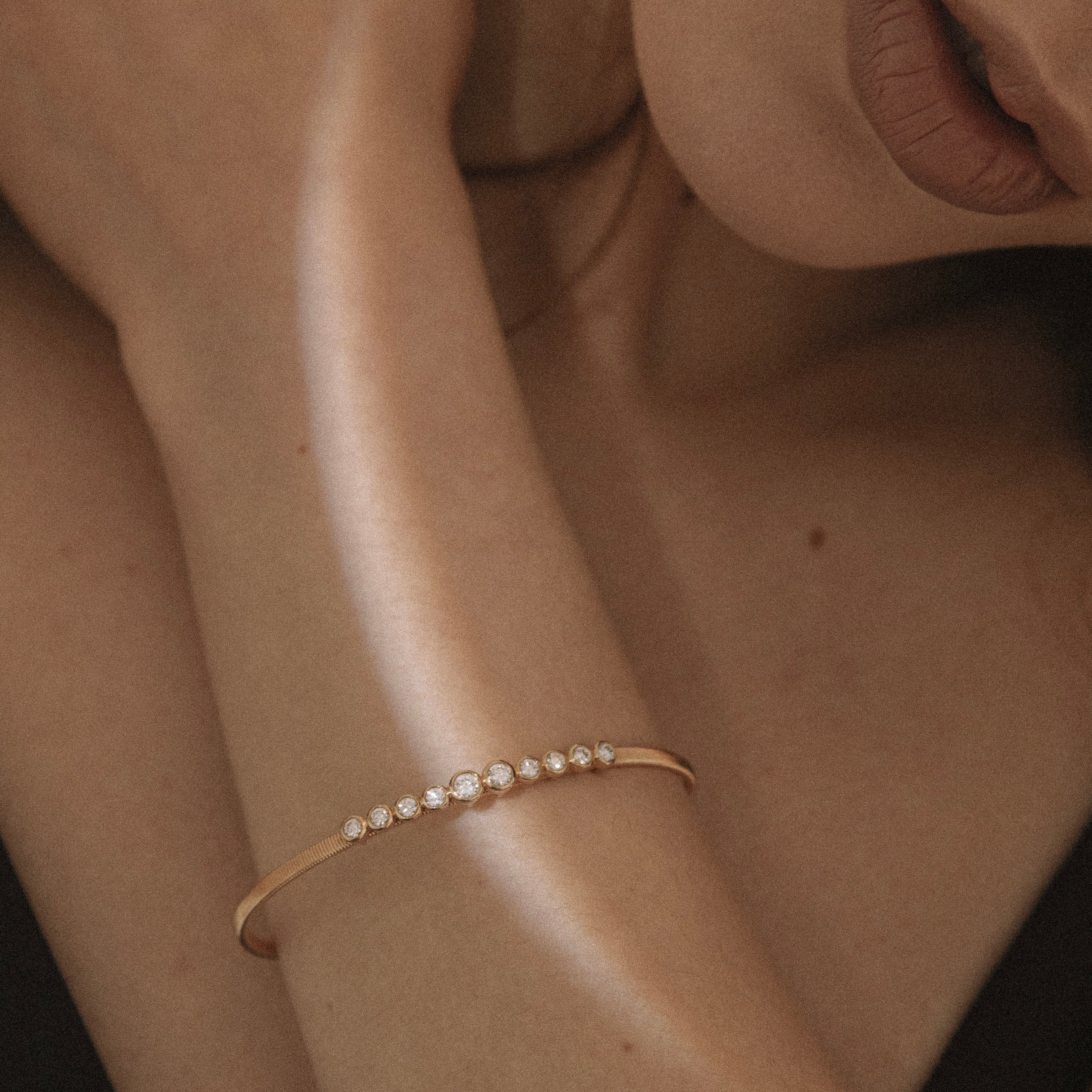 Armreif Zarge 14KT Diamanten