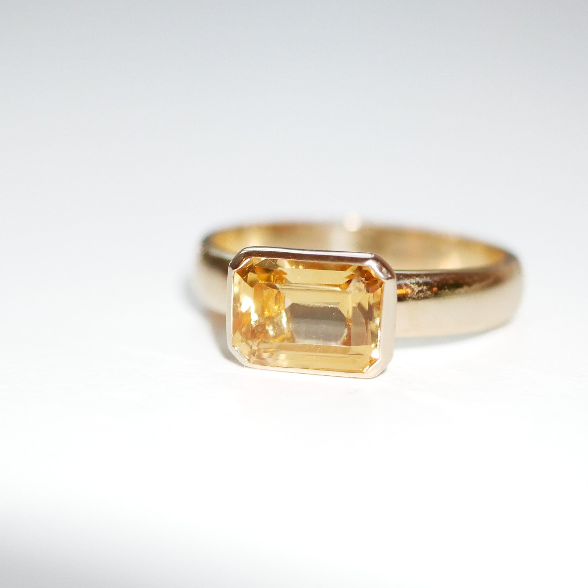 Ring golden Citrine DBG