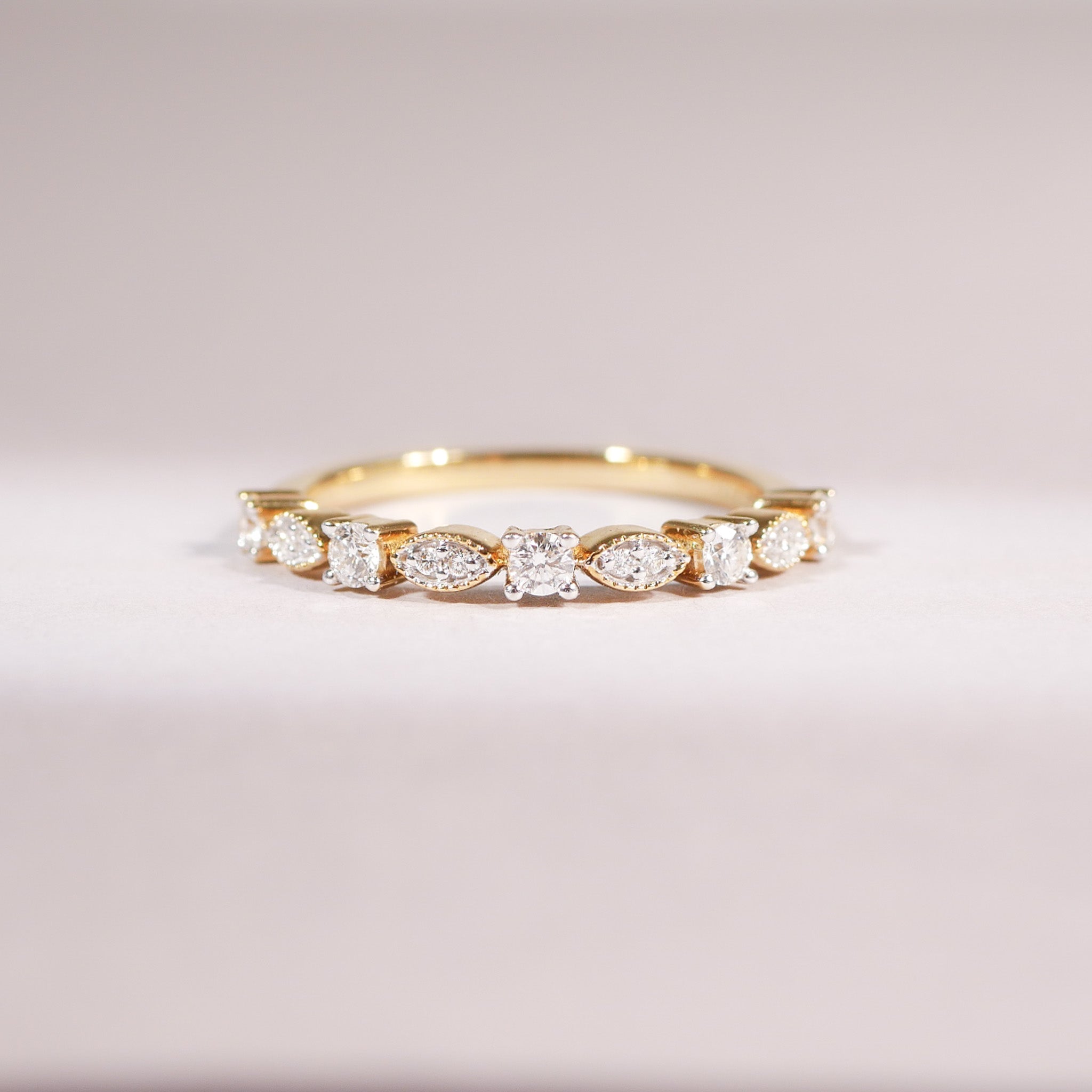 Diamantring mit Details