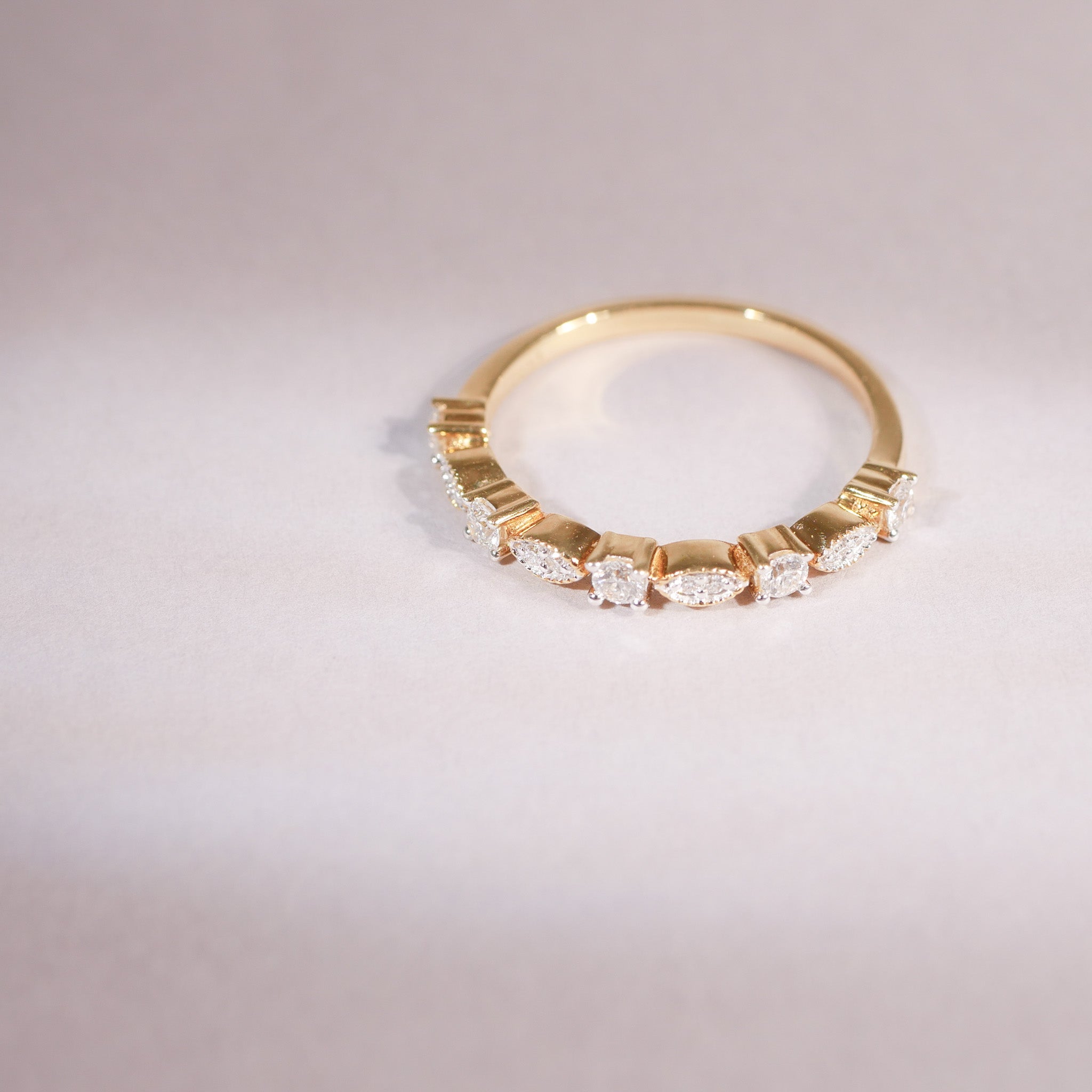 Diamantring mit Details