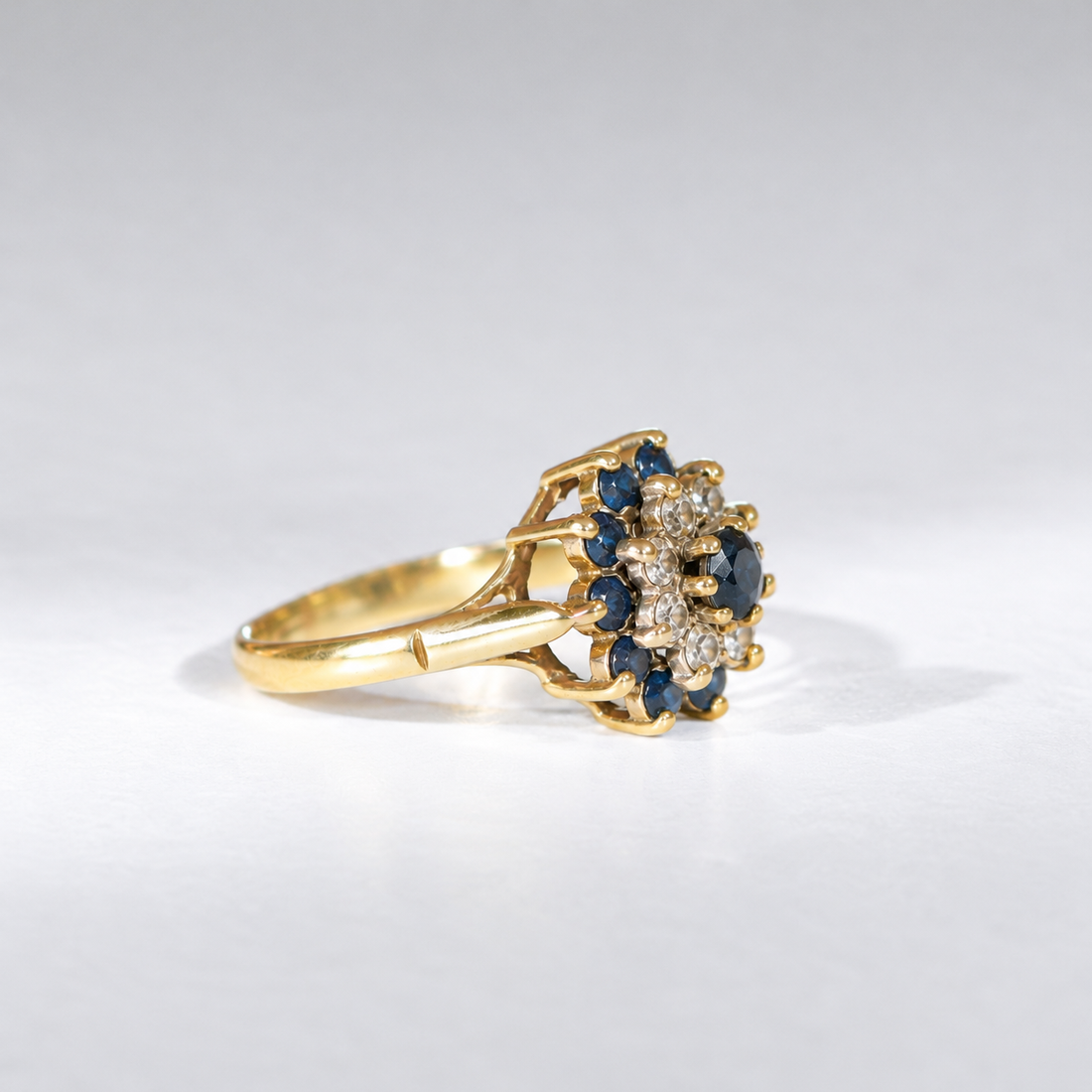 Vintage Saphir-Diamant-Ring 375 Gelbgold | Floraler Cluster, 9 KT