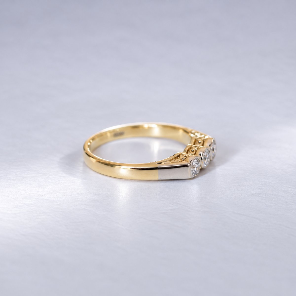 Vintage Diamantring im Art-Déco-Stil | Drei Diamanten, 585 Gelb- &amp; Weißgold
