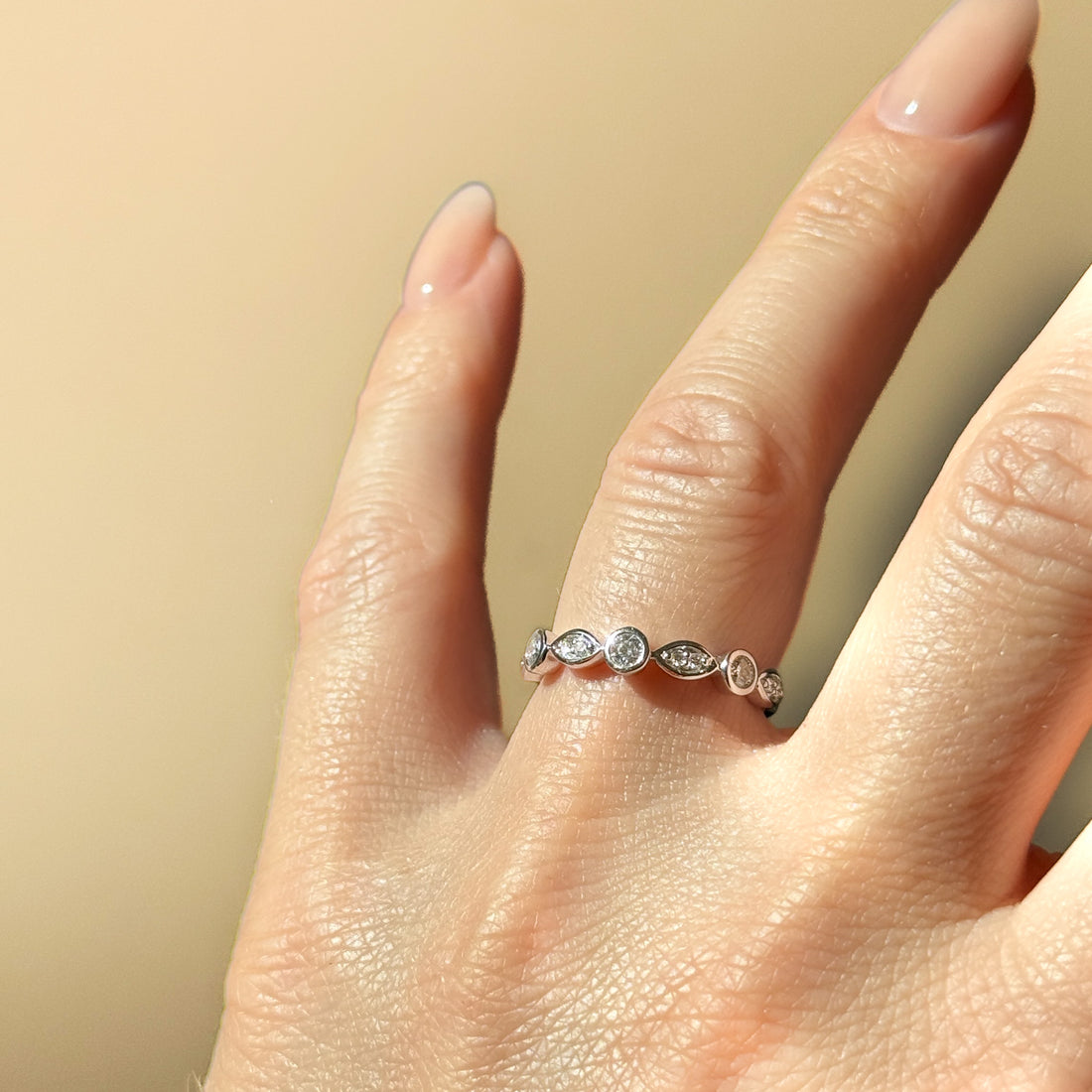 Stacking-Ring 11 Brillanten im Wechsel-Design