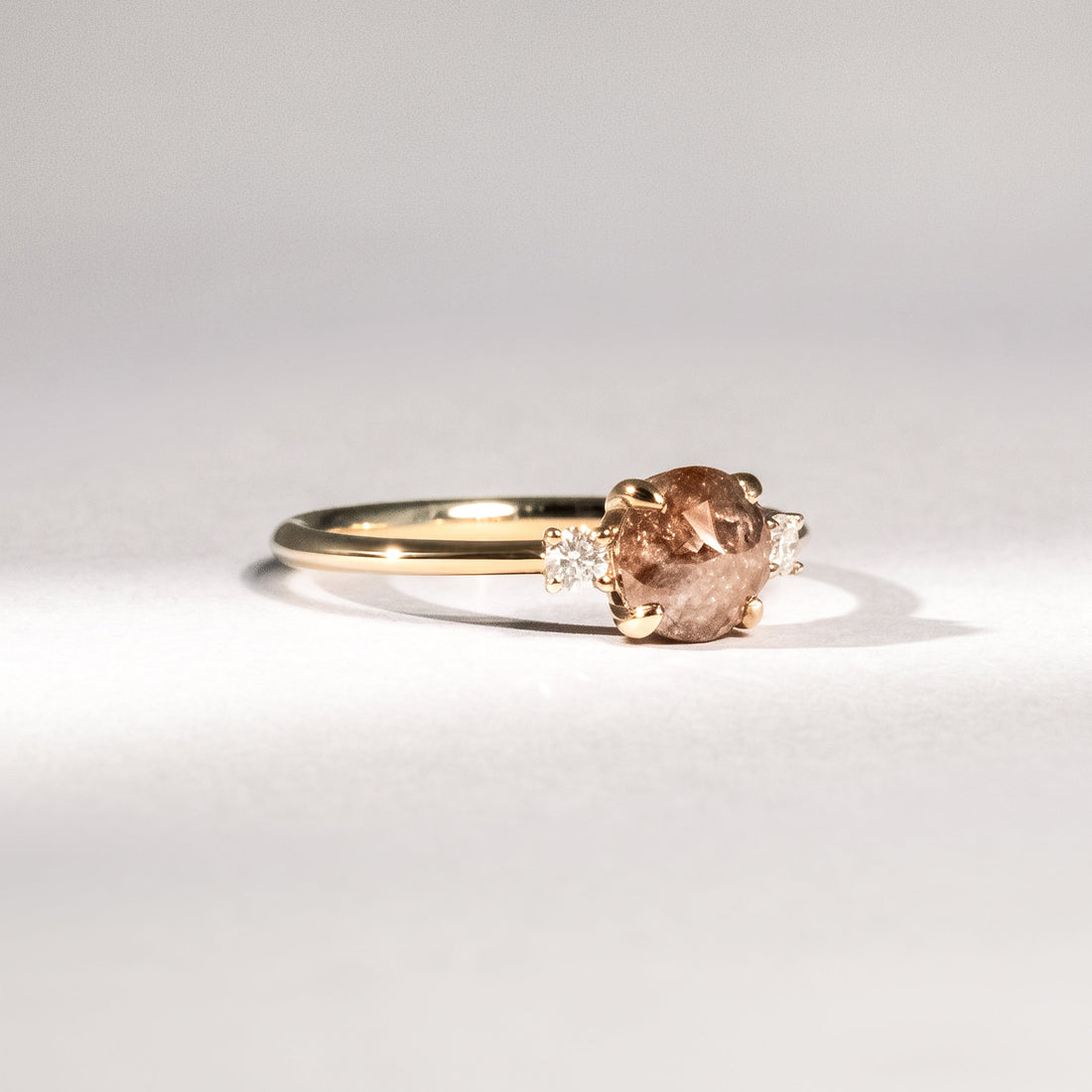 Diamantring aus 18 Karat Gelbgold mit braunem Diamant
