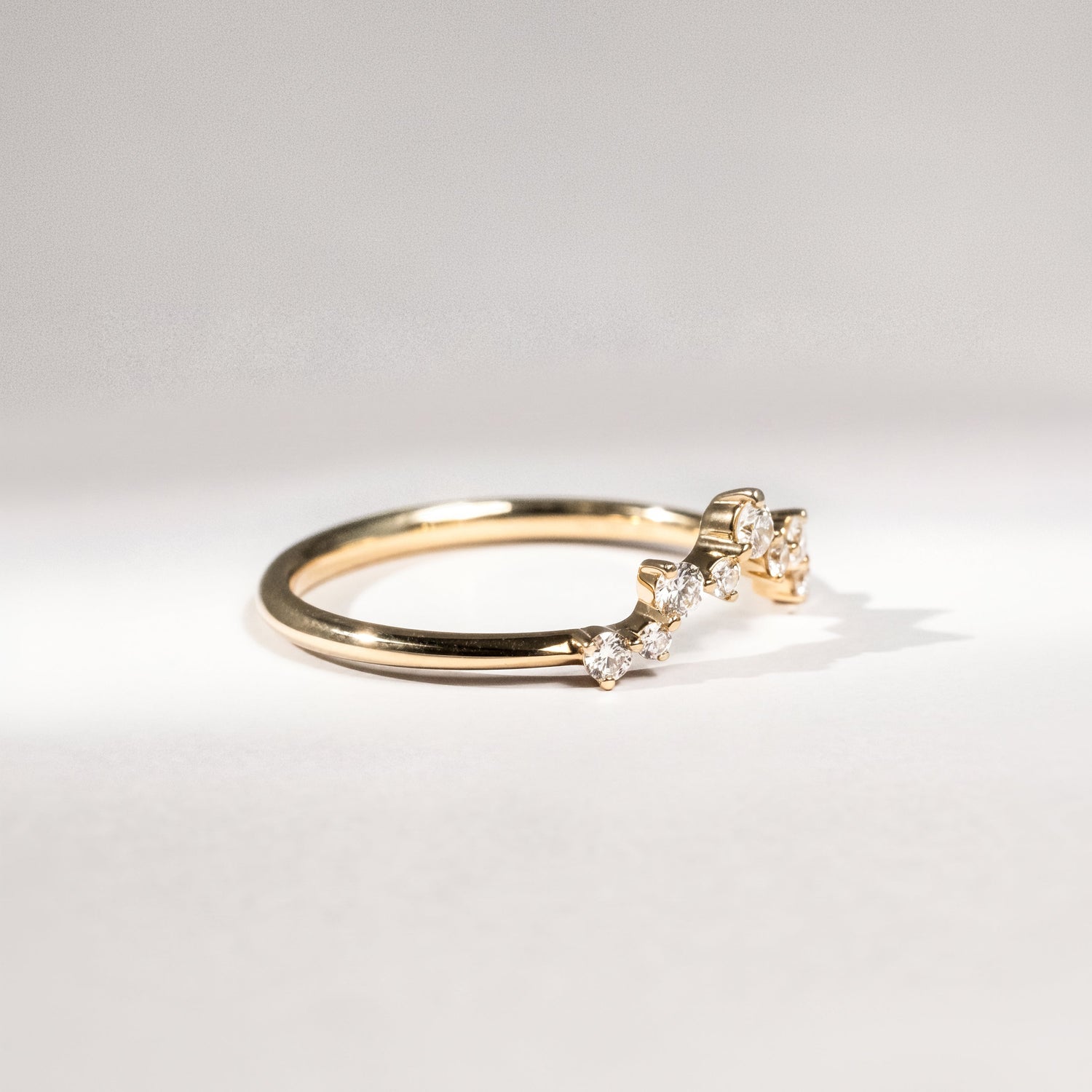 Crown Ring aus 18 Karat Gelbgold mit 9 Brillanten