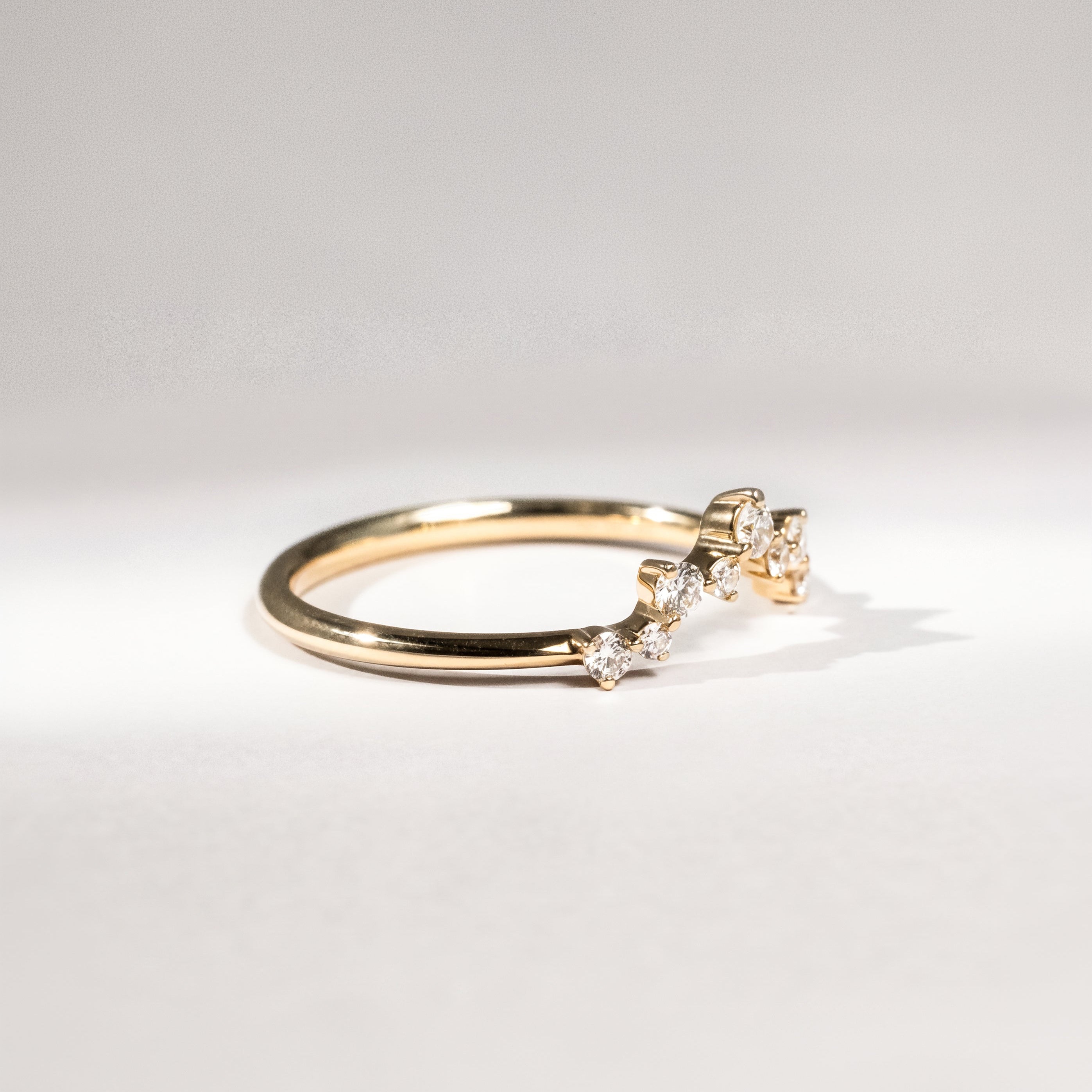 Crown Ring aus 18 Karat Gelbgold mit 9 Brillanten