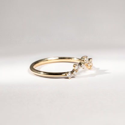 Crown Ring aus 18 Karat Gelbgold mit 9 Brillanten