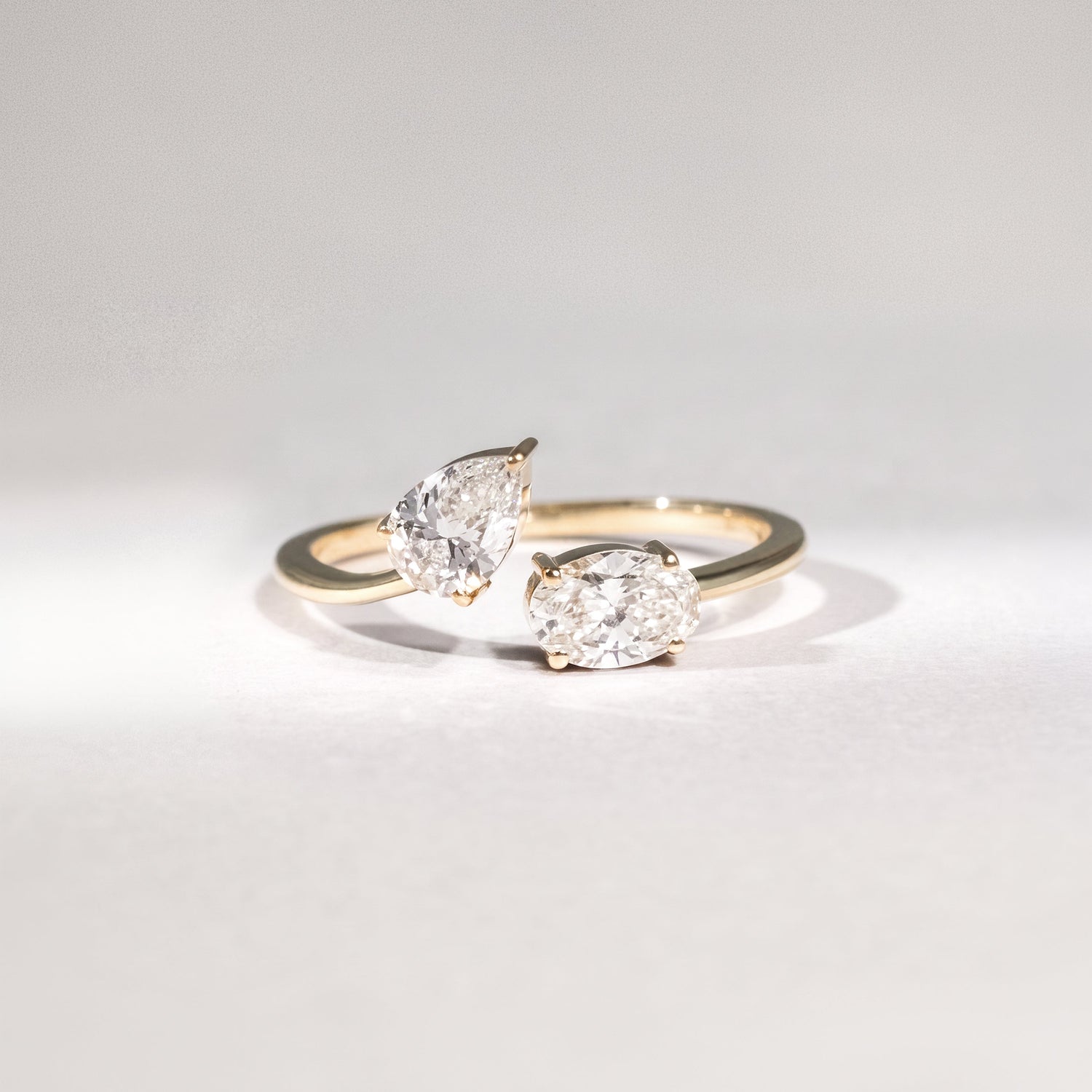 Toi-et-Moi Ring aus 14 Karat Gelbgold mit Lab Grown Diamanten