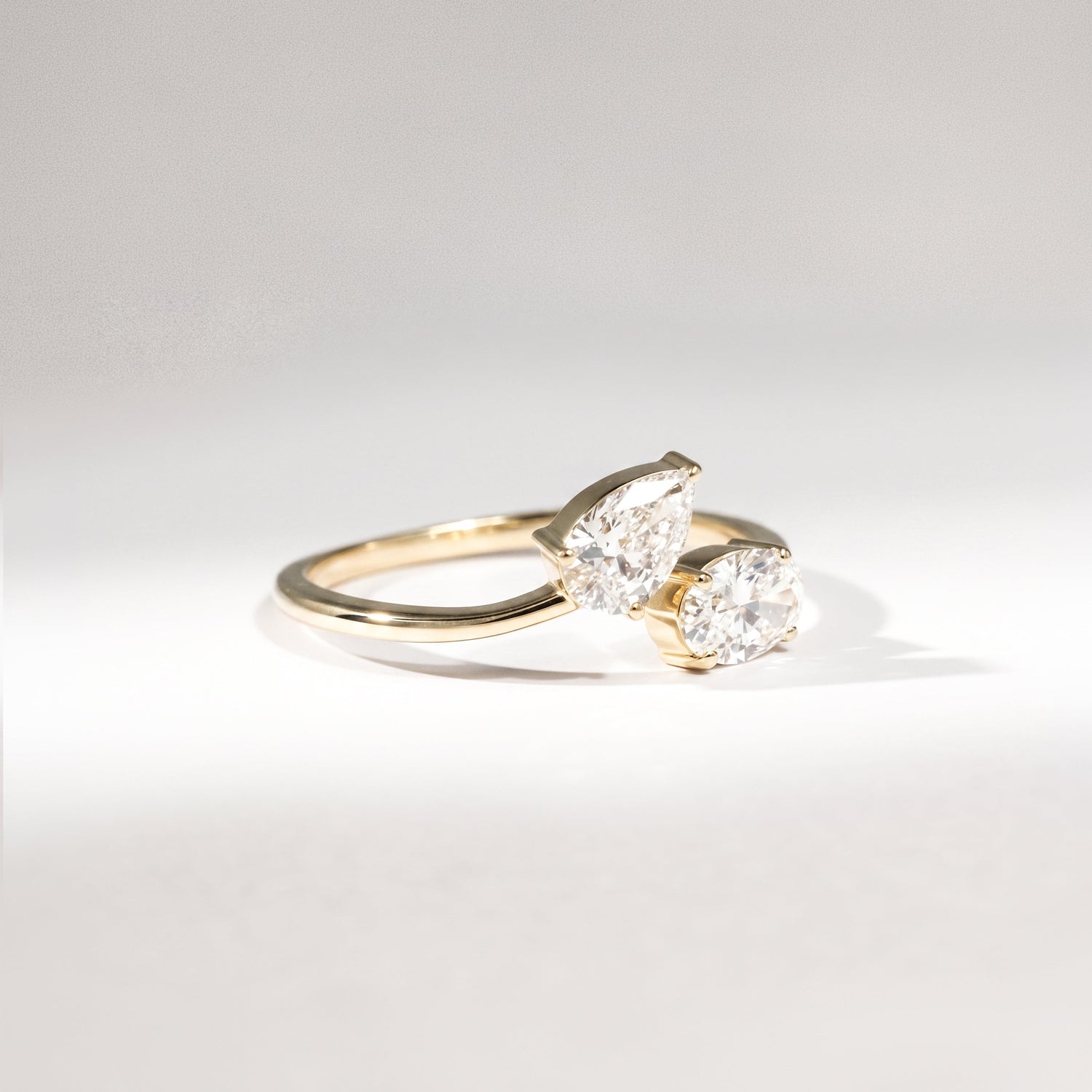 Toi-et-Moi Ring aus 14 Karat Gelbgold mit Lab Grown Diamanten