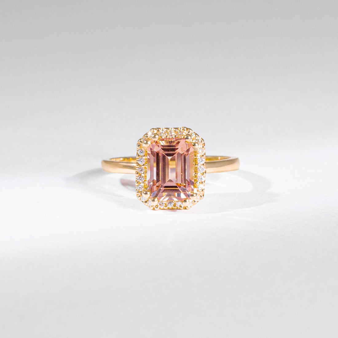 Re-Edition by gluecksgriff – 2 ct Emerald Cut light rosé Turmalin & Naturdiamanten | 14K Gold