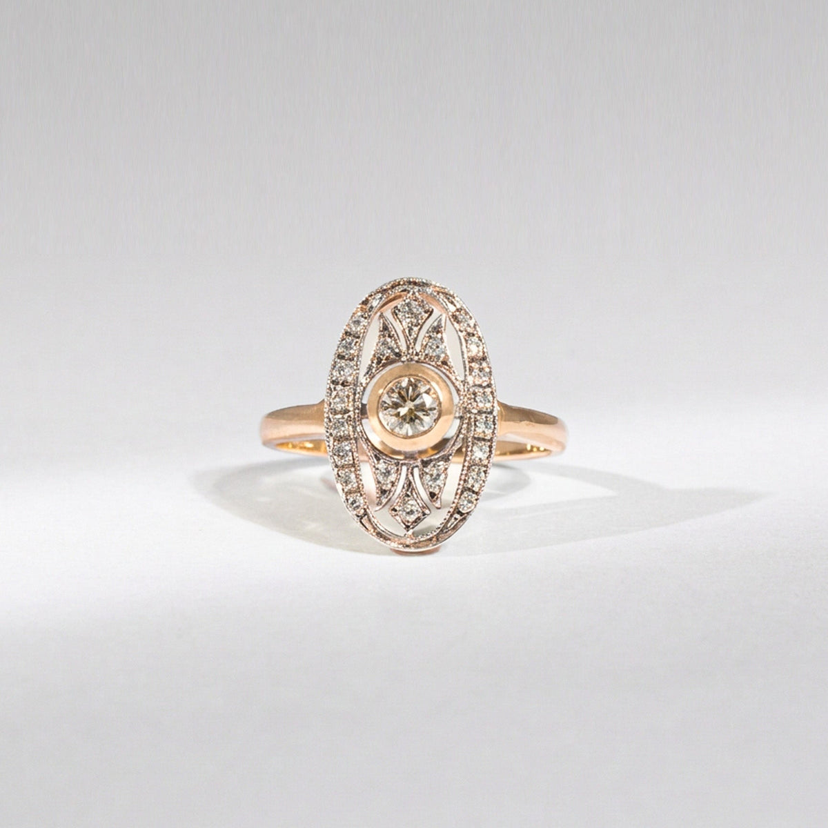 Art Déco Diamantring – 14K Gold &amp; Naturdiamanten