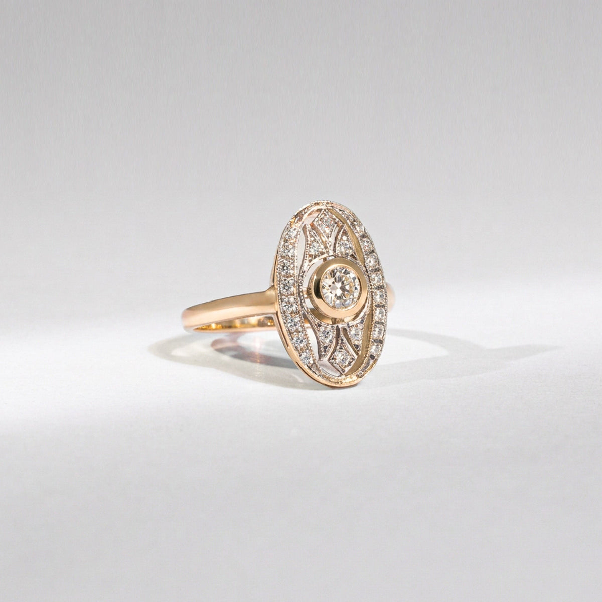 Art Déco Diamantring – 14K Gold &amp; Naturdiamanten