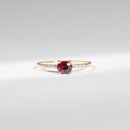 Rubin Ring Unikat – 14K Gelbgold mit Rubin &amp; Naturdiamanten