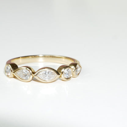 Ring Tropfen, Brillant und Navette Diamanten