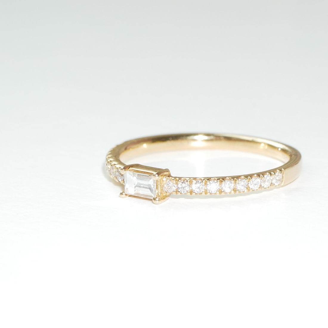 Ring 18KT  Baguette und Brillant