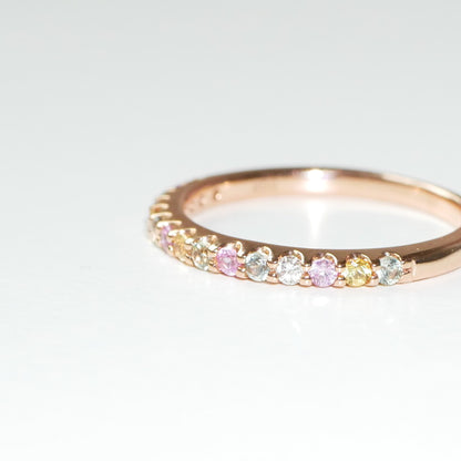 Ring pastelll Saphire und Diamanten