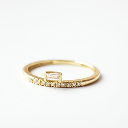 Ring  Baguette und Brillant  18KT