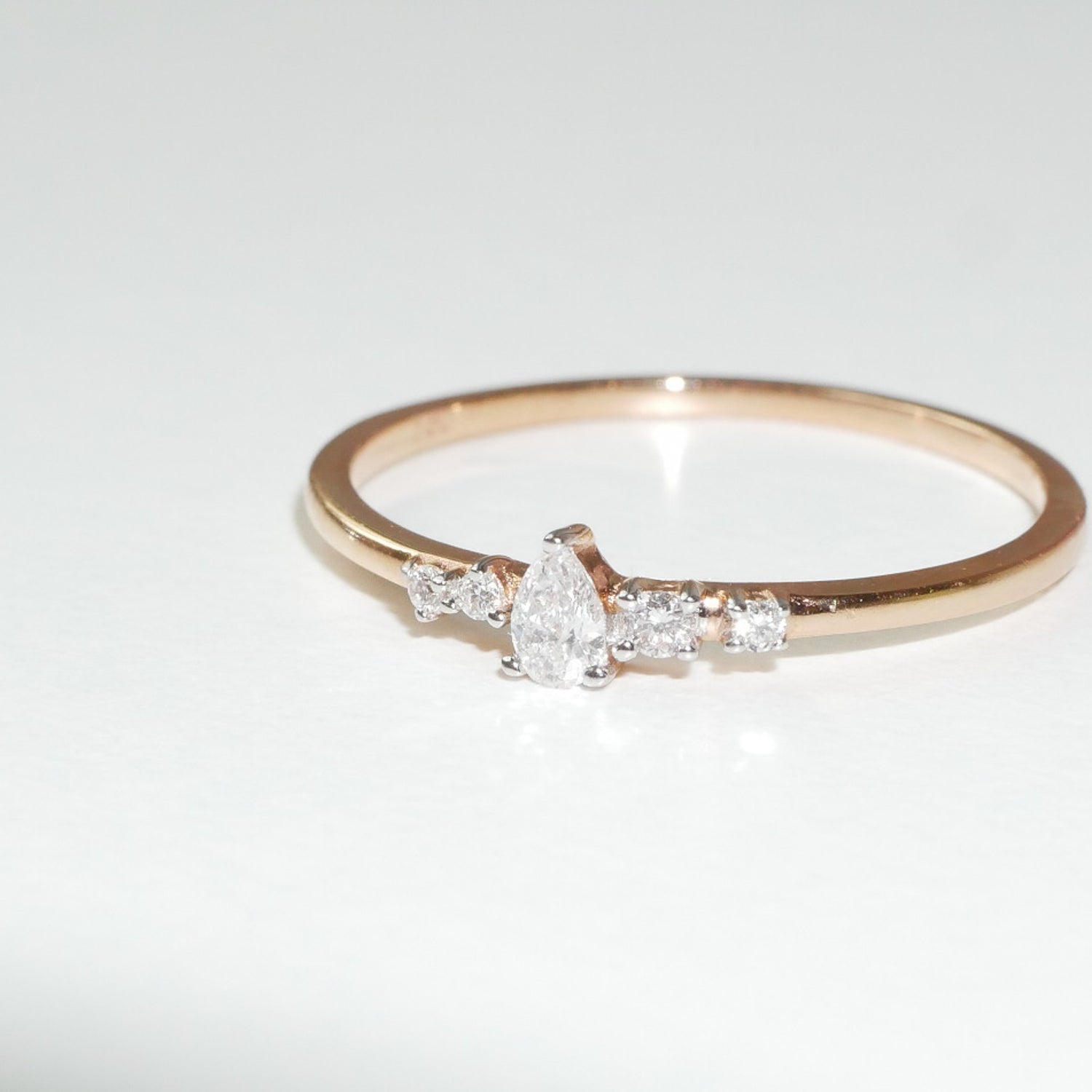 Ring Tropfen Diamant und Brillanten