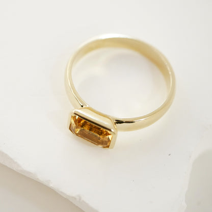 Ring golden Citrine