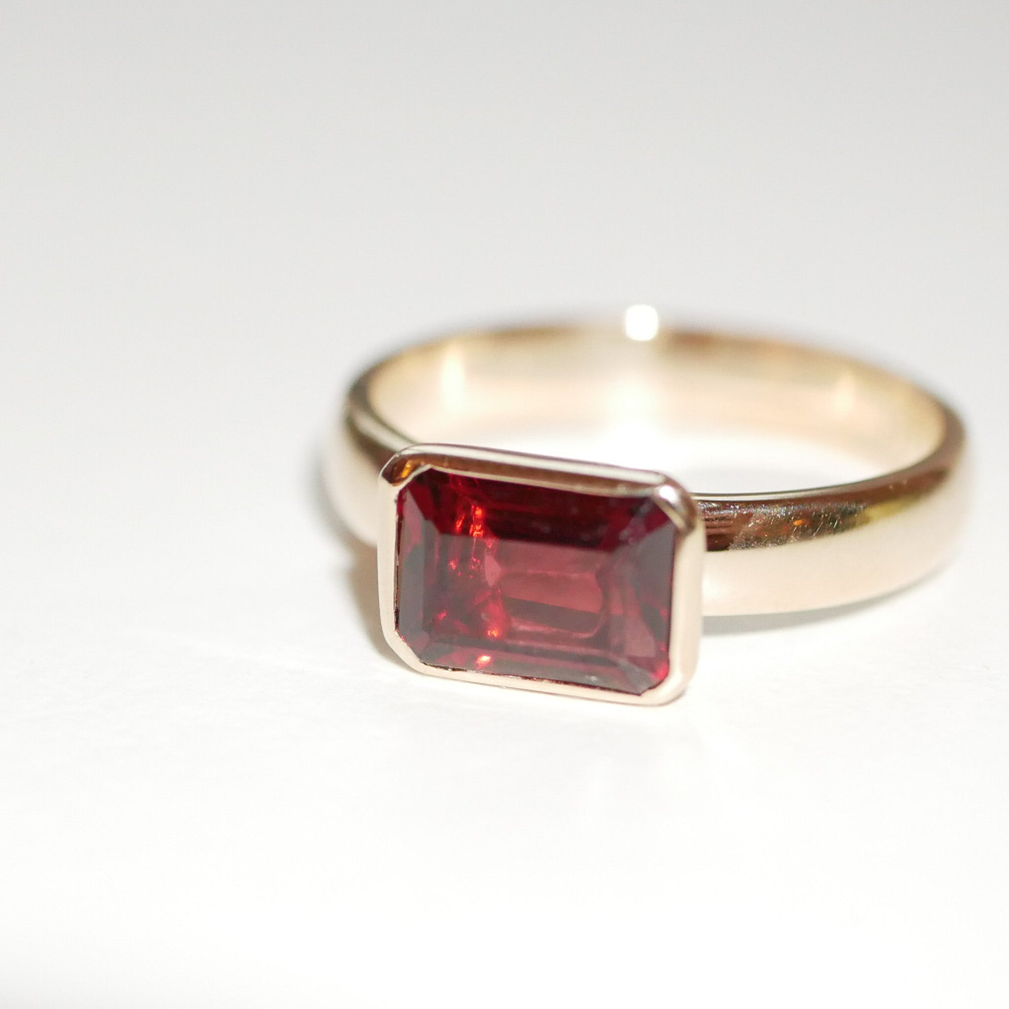 Ring Garnet DBG