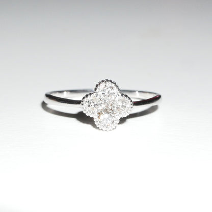 Ring Diamant in Blumenform