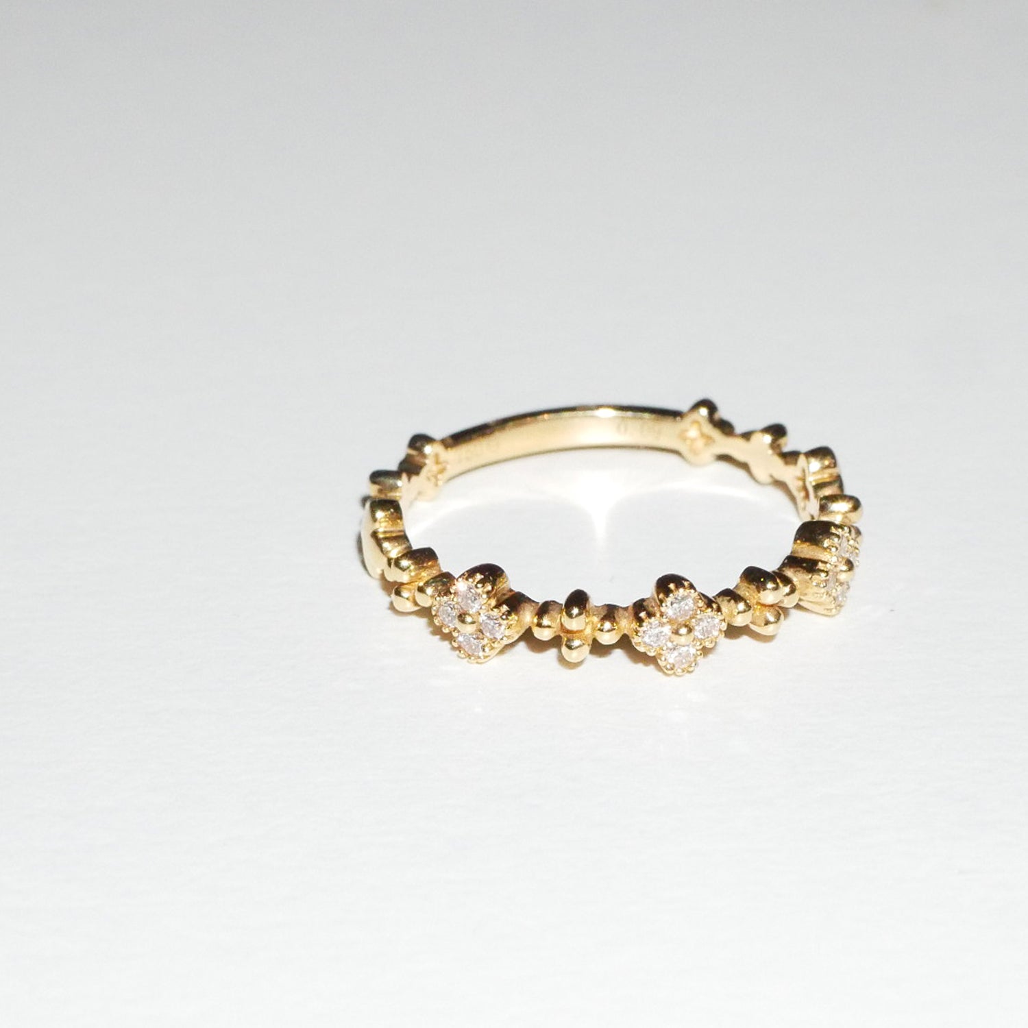 Ring Ansteckring in Blumenform mit Diamanten