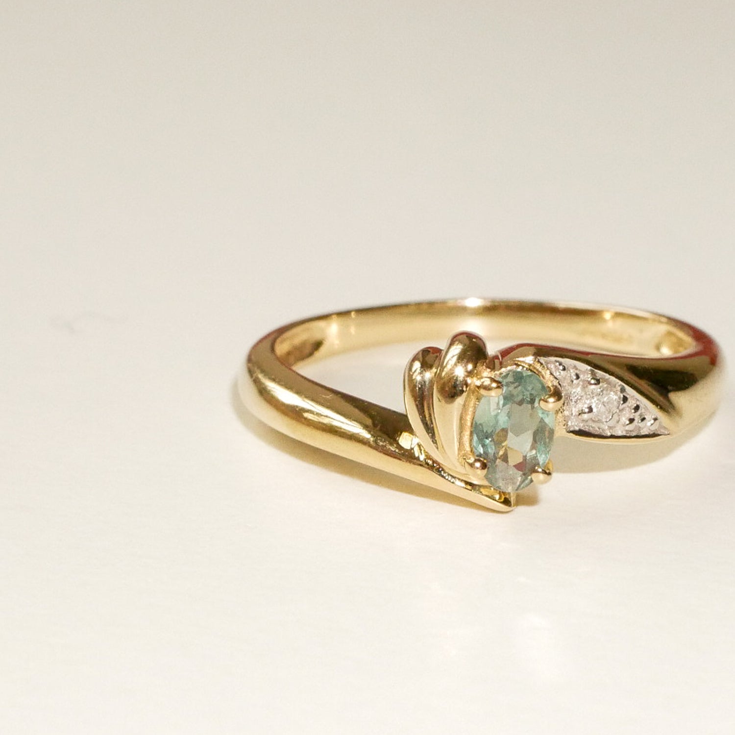 Vintage Alexandrit und Diamant Ring