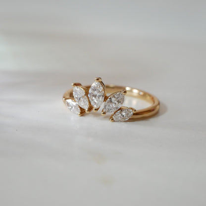 Crown Ring 18KT Diamanten Navette