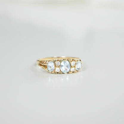 Vintage Ring Aquamarin und Diamanten