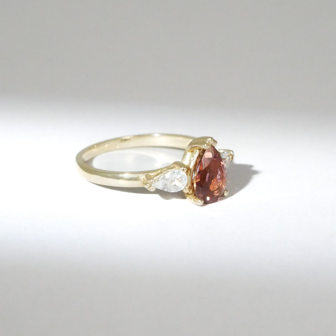 cherry red Turmalin Ring Gold