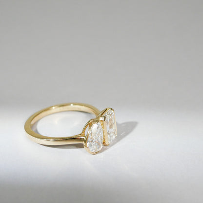 Ring 2 Diamanten Emerald und Tearcut