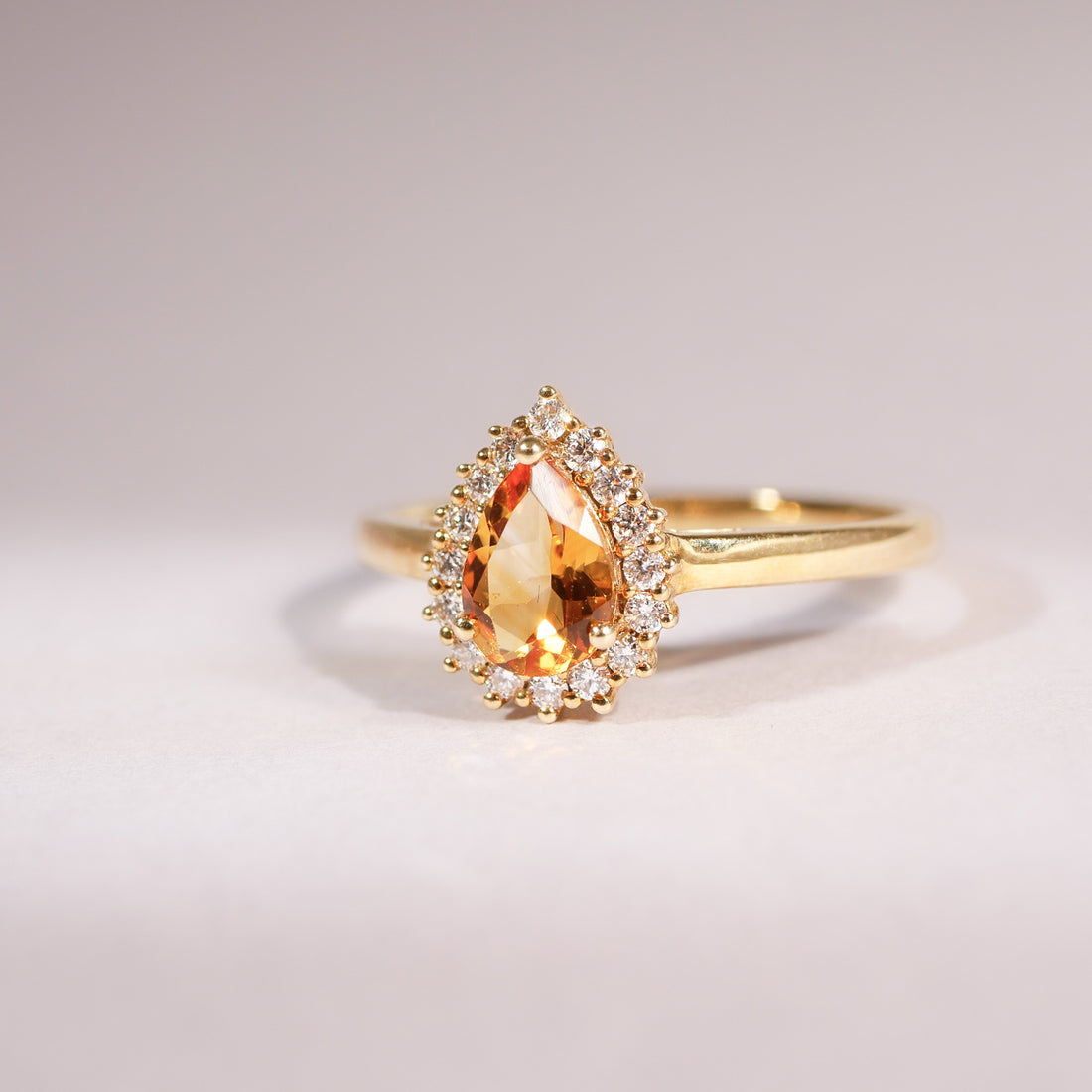Tropfen-Citrin Diamant Ring