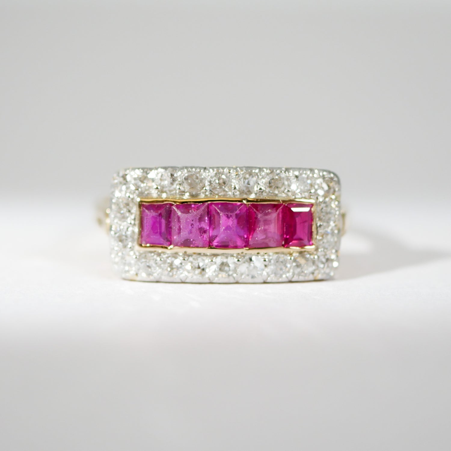 Vintage Gelbgold Ring Rubin und Diamanten