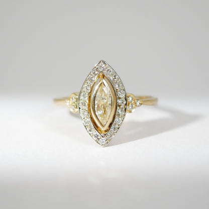 Vintage Ring natur light yellow Diamant Marqiuse schliff
