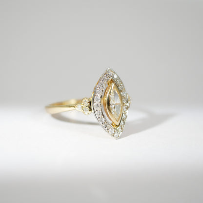 Vintage Ring natur light yellow Diamant Marqiuse schliff