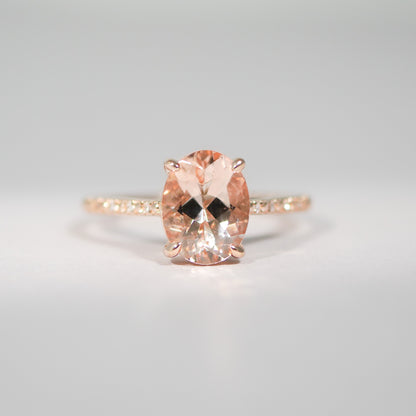 Ring aus 14KT Roségold mit Morganit und  Brillanten