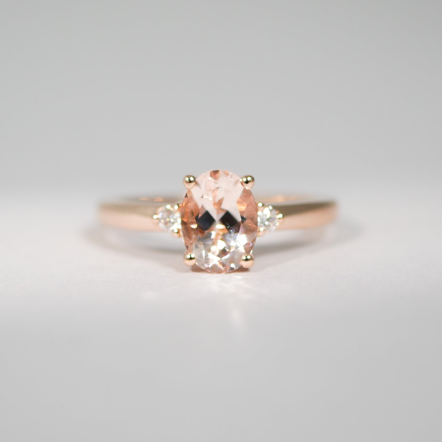 Ring aus 18KT Roségold mit Morganit