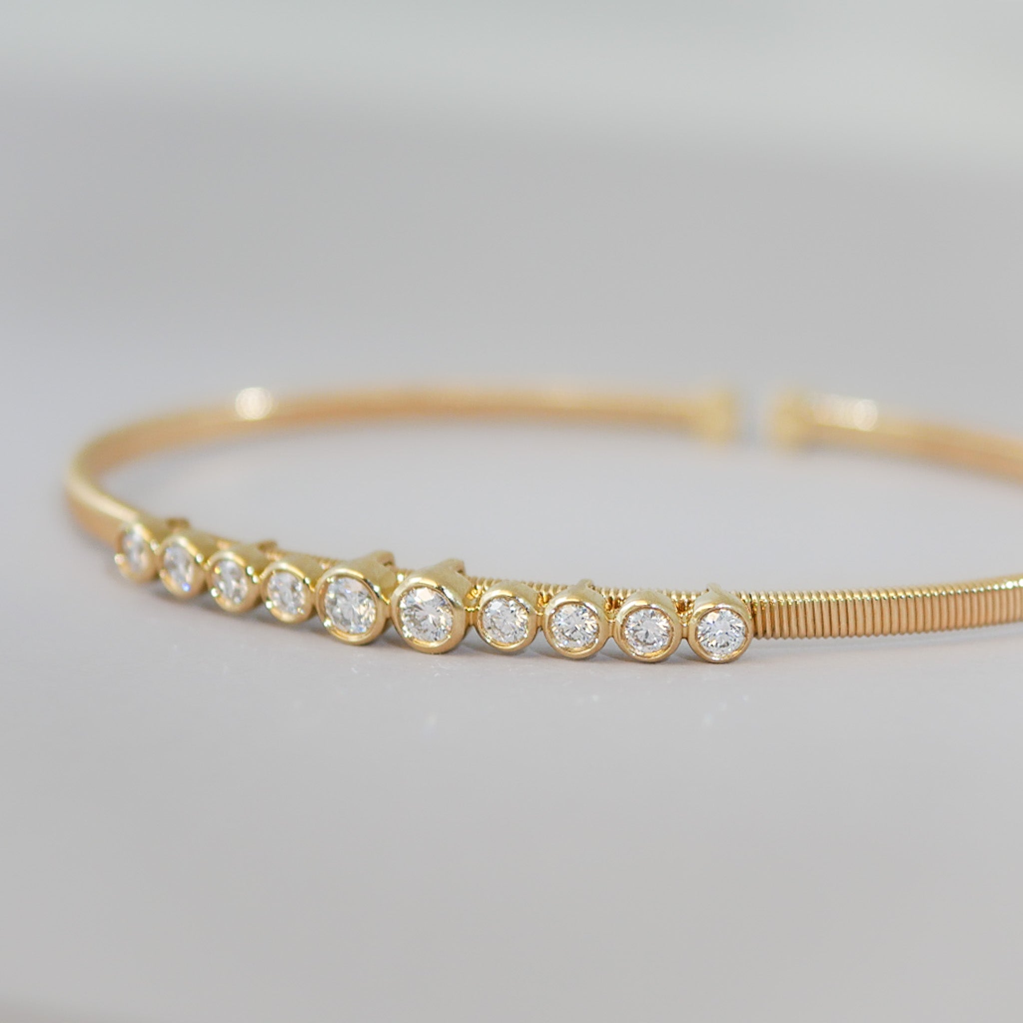 Armreif Zarge 14KT Diamanten