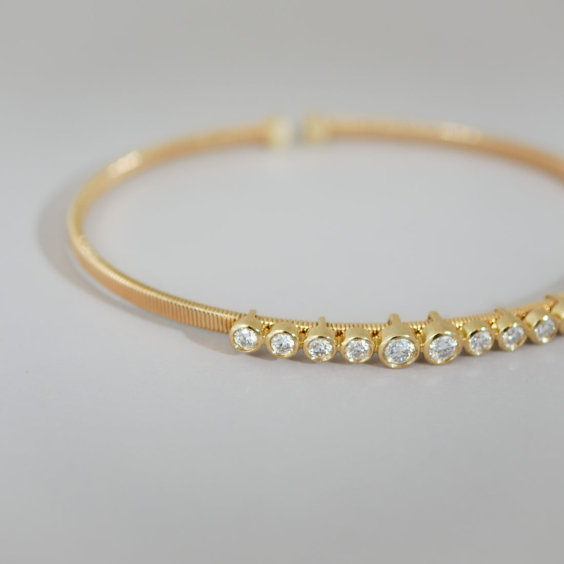 Armreif Zarge 14KT Diamanten