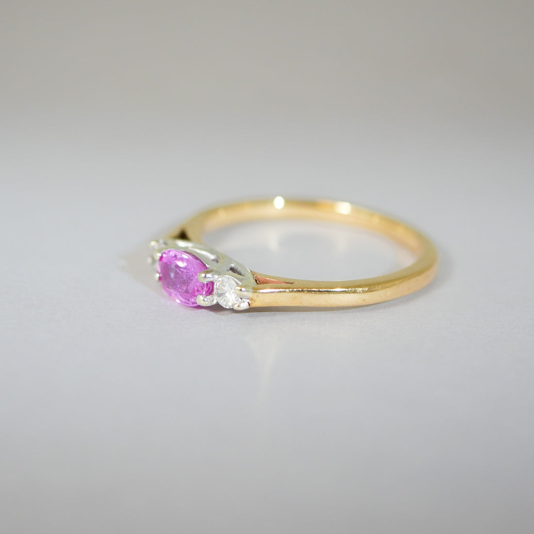 Vintage Ring 9KT pinker Saphir Diamanten