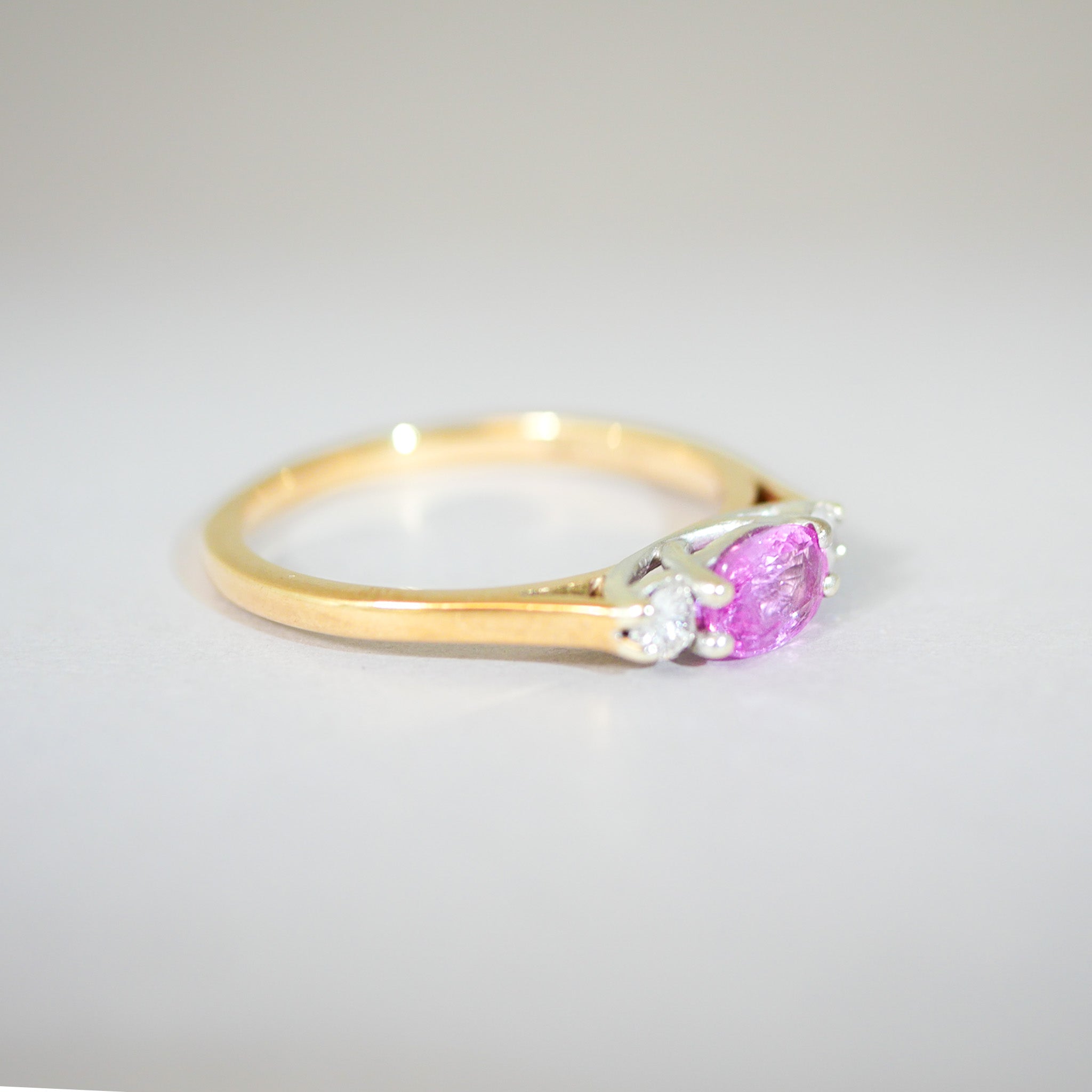 Vintage Ring 9KT pinker Saphir Diamanten
