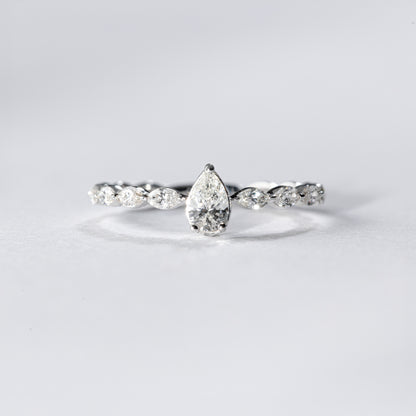 Diamantring mit Tropfen- &amp; Navette-Diamanten