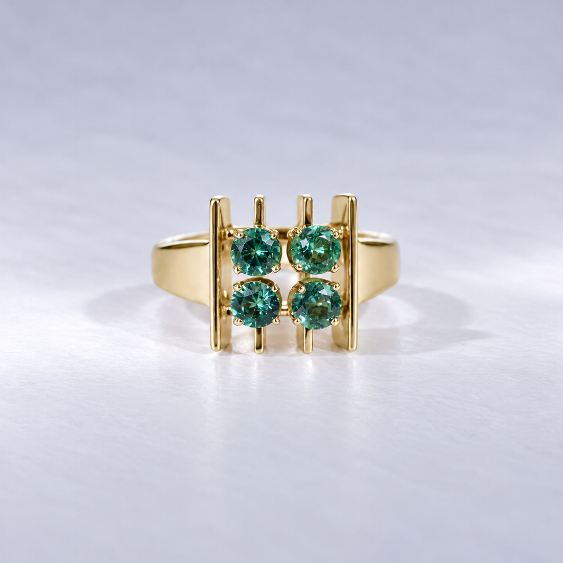 Vintage Turmalin-Ring aus 585 Gelbgold | Vier grüne Turmaline, 14 KT
